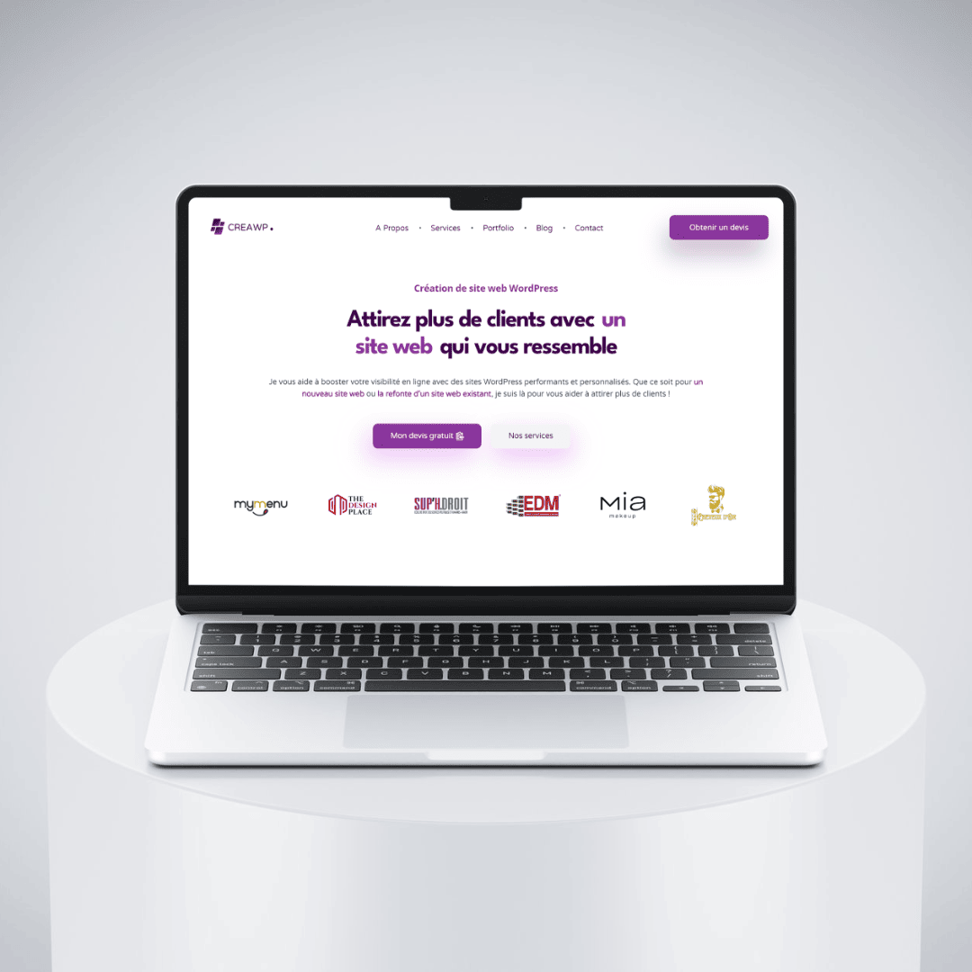 CreaWP spécialisé en conception de site web, mockup d'un pc portable
